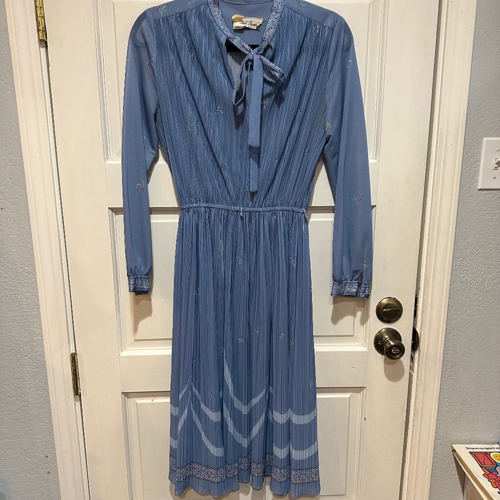 Vtg 70's Blue Floral Belted Accordian Pleat Dress by Hal Ferman Tie Neck Sz 12
